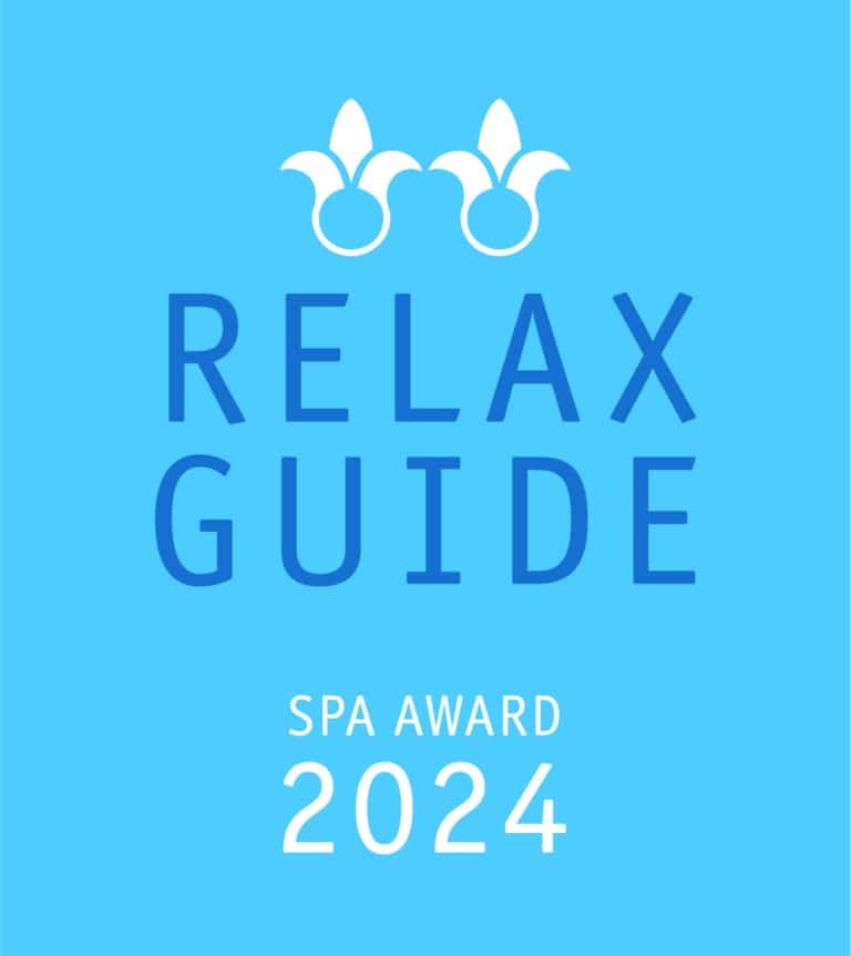 Logo Spa Award 2024 relax Guide zwei Lilien